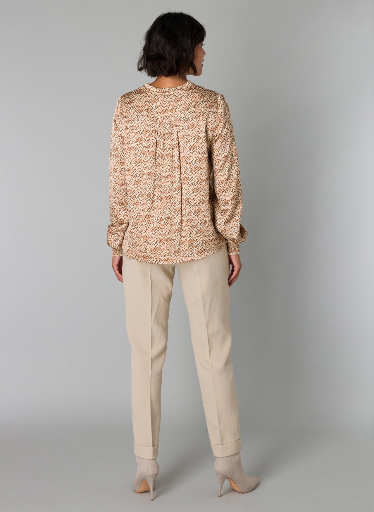 YEST OCTAVIA PRINT BLOUSE - SAND/CINNAMON - Vi-Leen's Fashions
