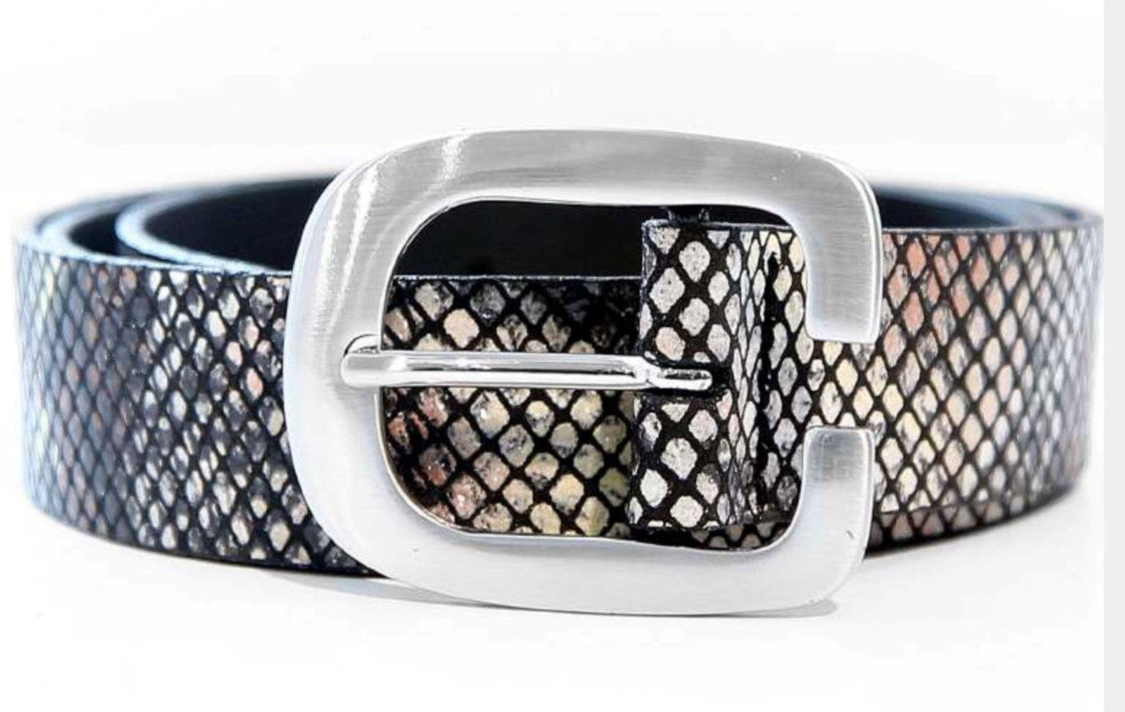 LADIES LEATHER SNAKE PRINT BELT - Vi-Leen's Fashions