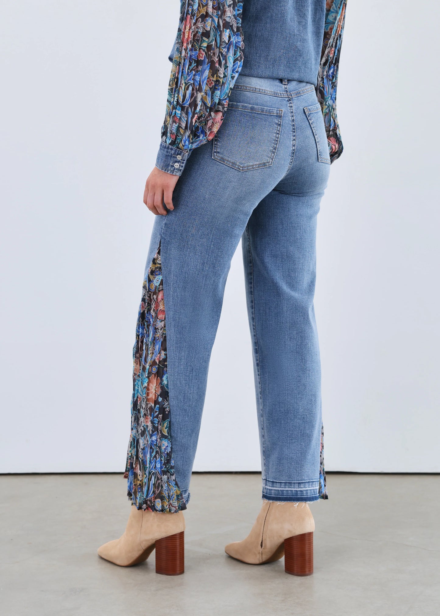 FDJ OLIVIA WIDE ANKLE WITH PRINT INSERT - MEDIUM WASH