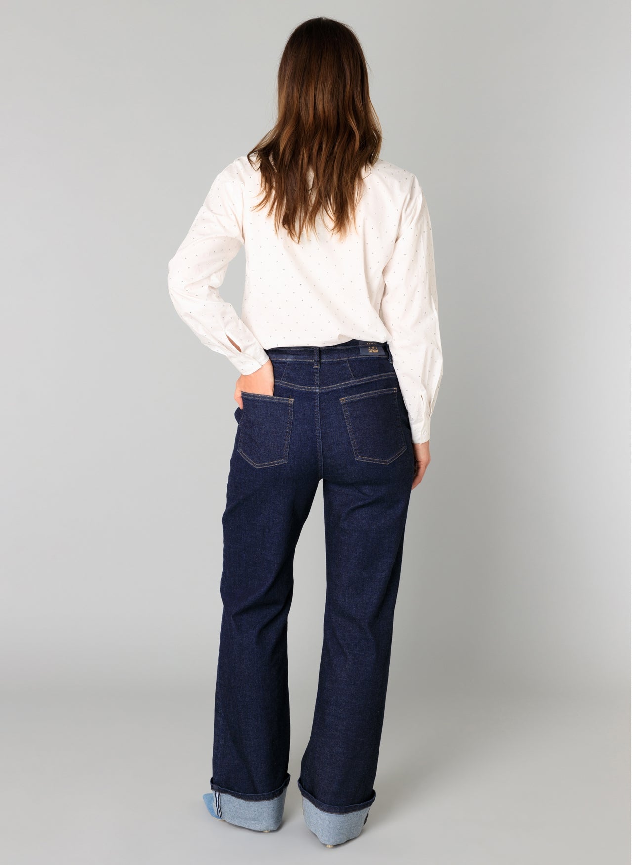 YEST BEATRIZ CUFFED JEAN - DARK RINSE