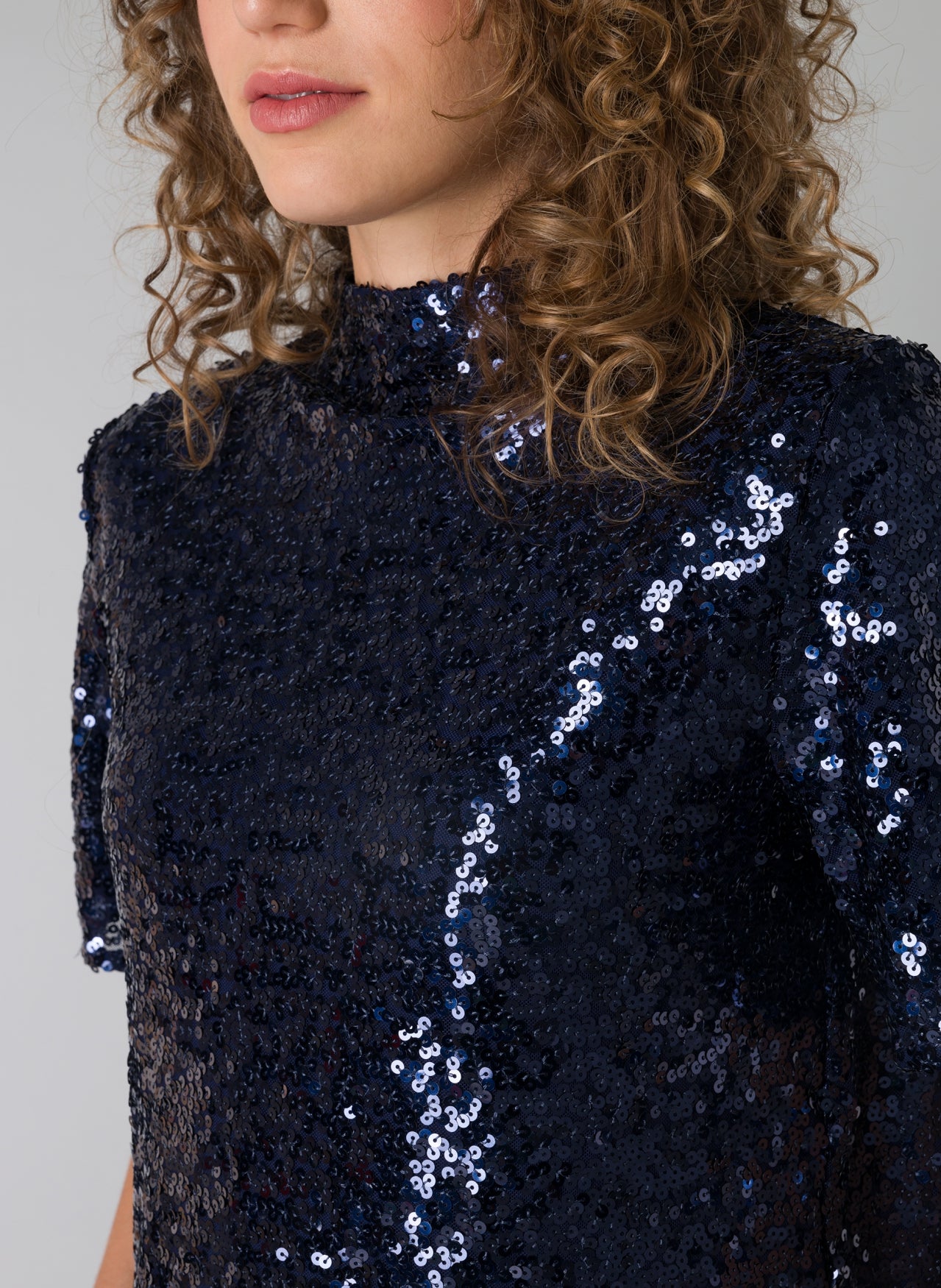 YEST PHILOMENA SHINY SEQUINNED TOP - MARINE BLUE