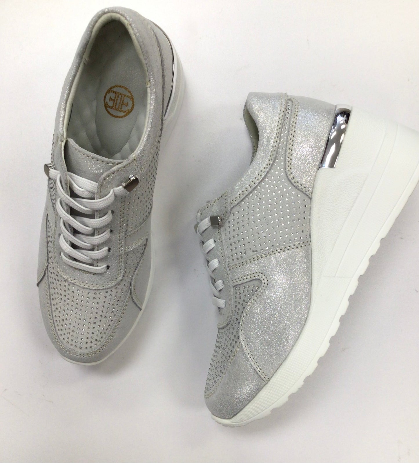 LITTLE EMPRESSES SHIMMERY SNEAKER - SILVER - Vi-Leen's Fashions