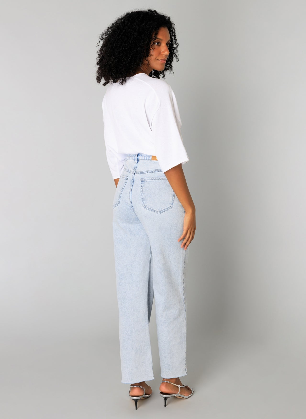 YEST SAOIRSE WIDE LEG JEAN - BLEACH BLUE