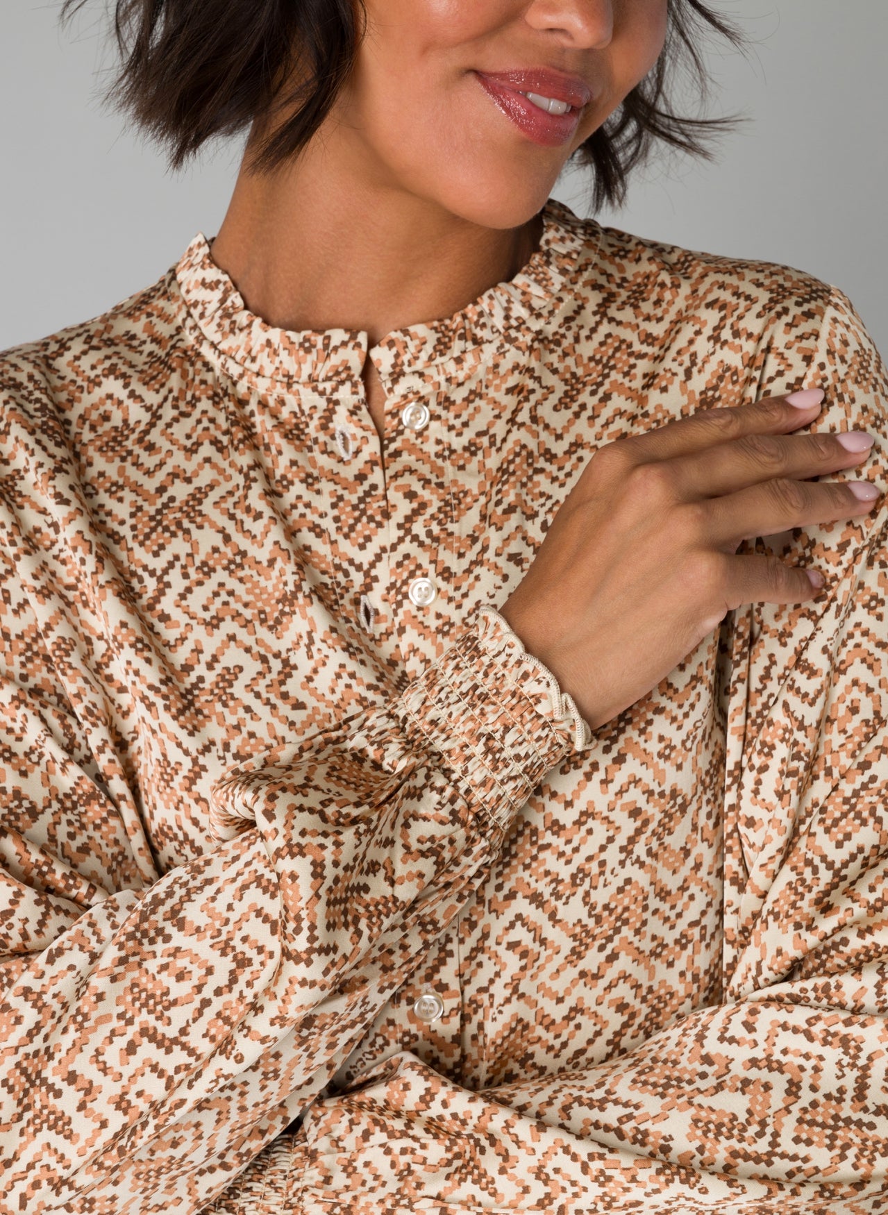 YEST OCTAVIA PRINT BLOUSE - SAND/CINNAMON - Vi-Leen's Fashions