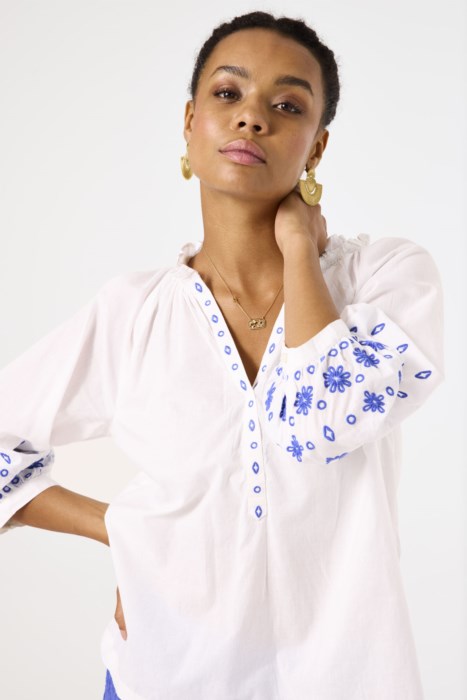 GARCIA EMBROIDERED DETAIL BLOUSE - WHITE