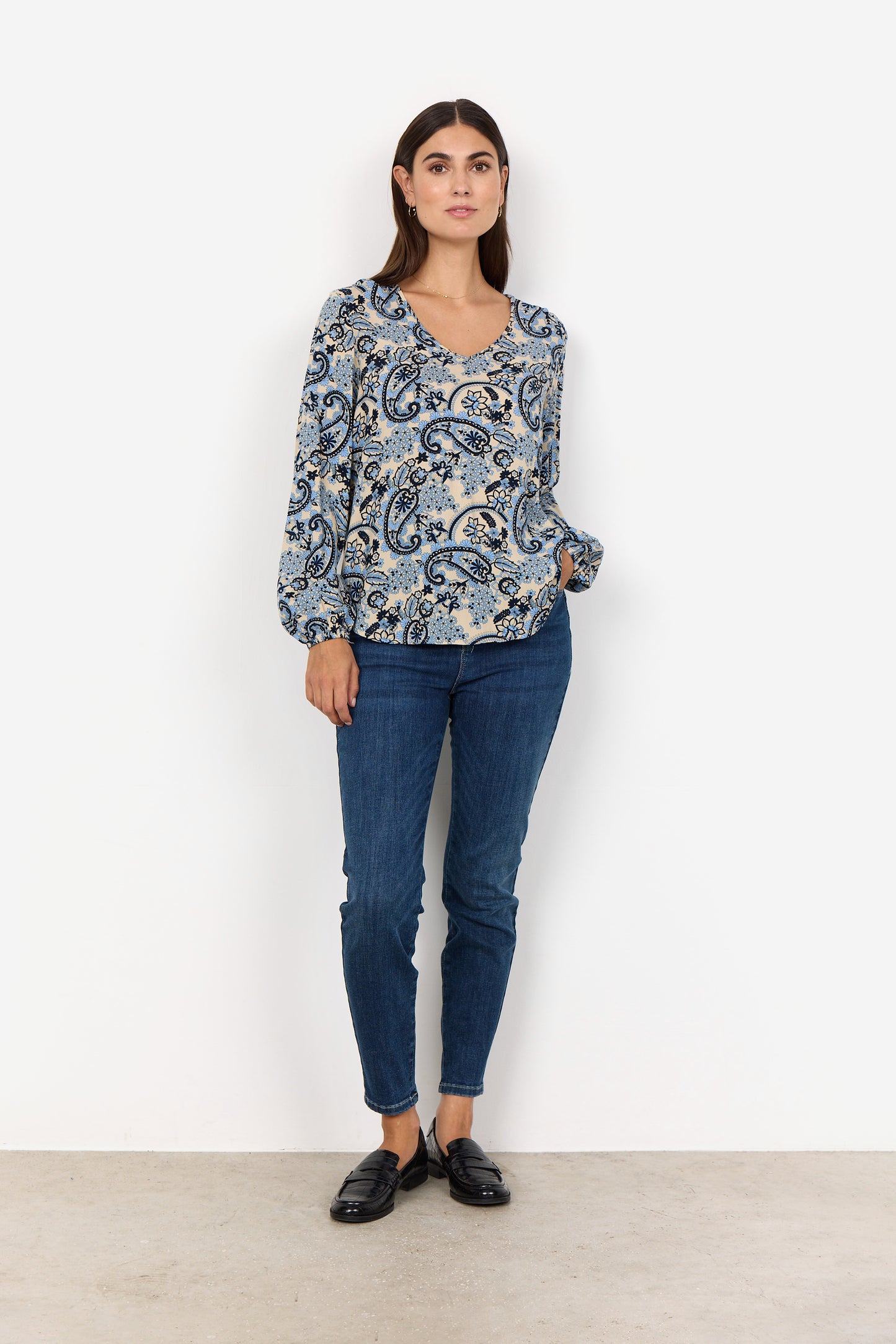 SOYACONCEPT OCEANA V-NECK BLOUSE - AIR BLUE