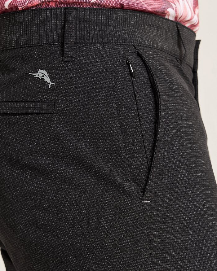 TOMMY BAHAMA CHIP SHOT 9 INCH SHORT - BLACK