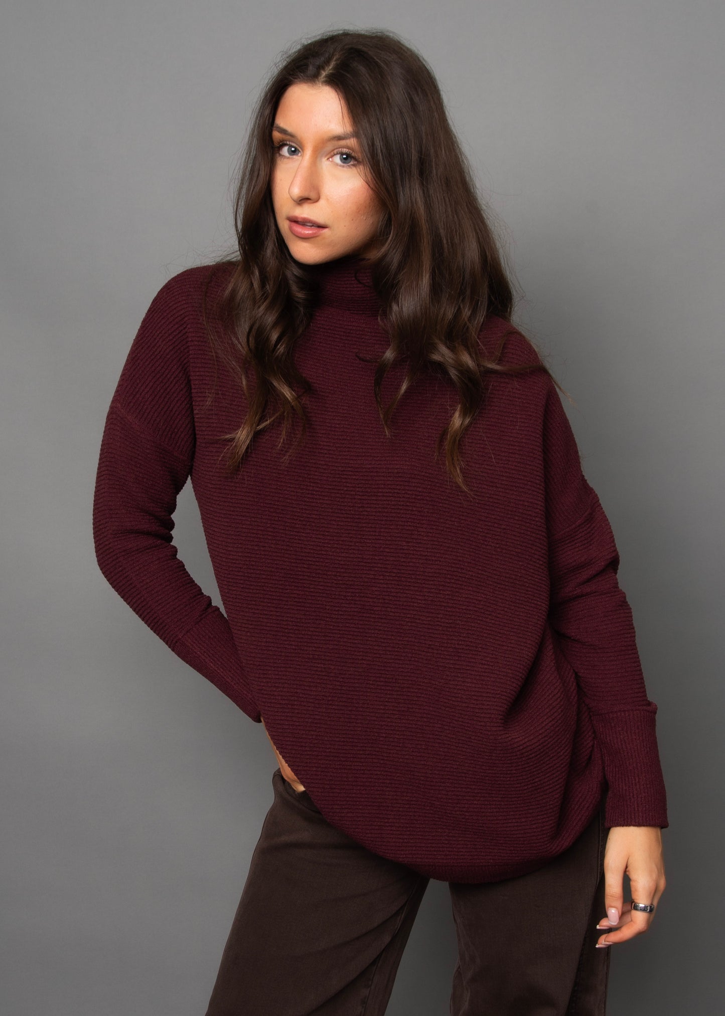 RD STYLE NANCY OTTOMAN - PRUNE