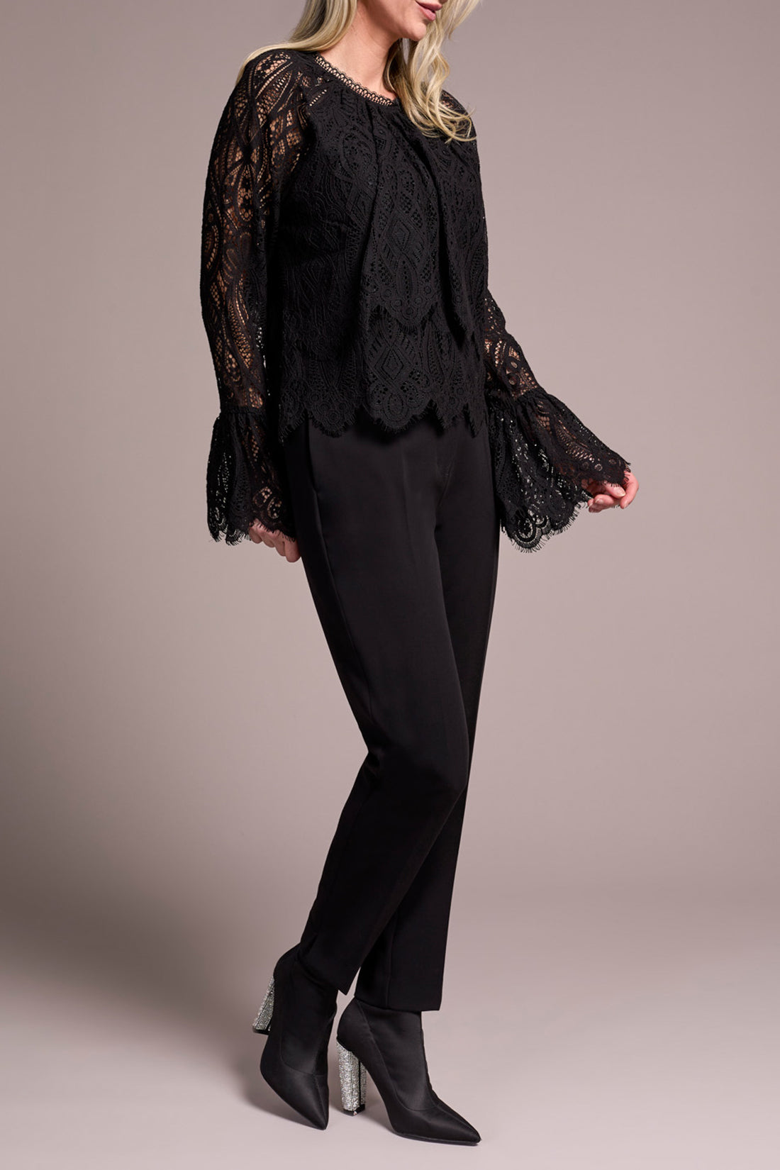 TRIBAL TIERED BLOUSE WITH LINED BODY - BLACK