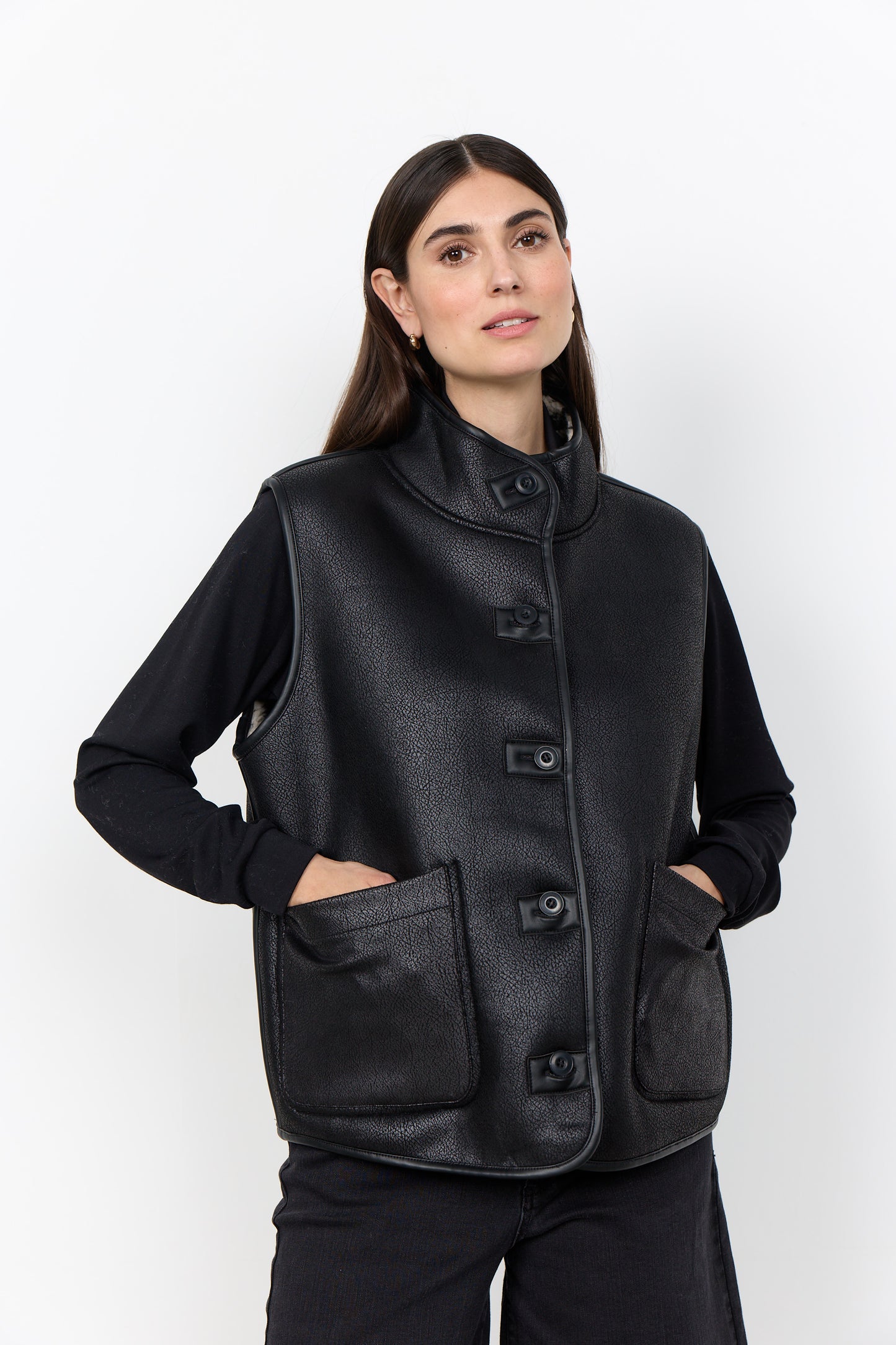 SOYACONCEPT GIDA REVERSIBLE VEST - BLACK/CREAM