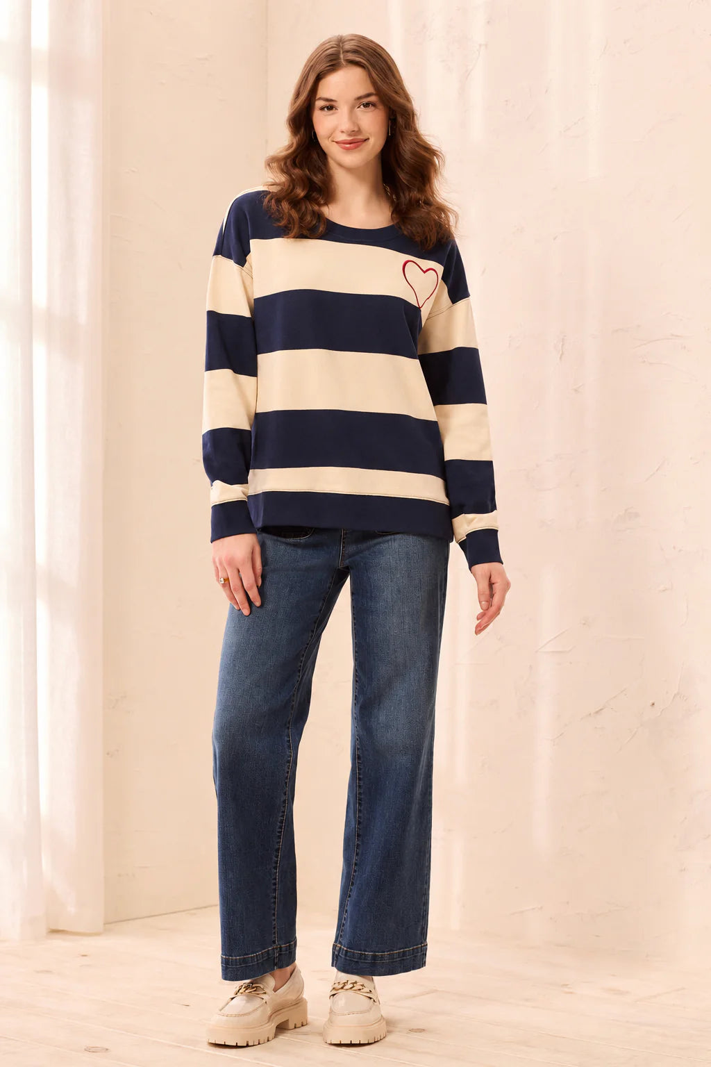 TRIBAL CREW NECK HEART SWEATSHIRT - JET BLUE