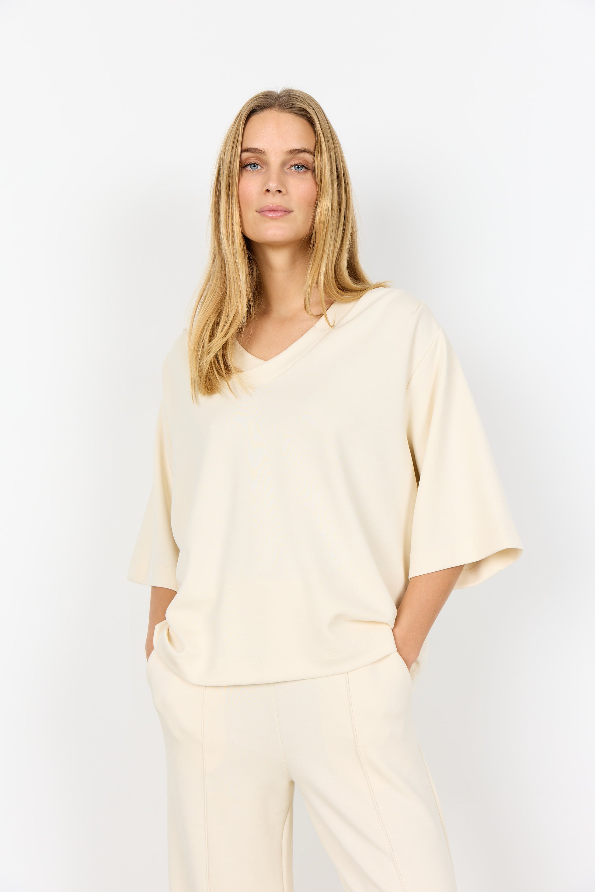 SOYACONCEPT BANU V-NECK TOP - CREAM - Vi-Leen's Fashions