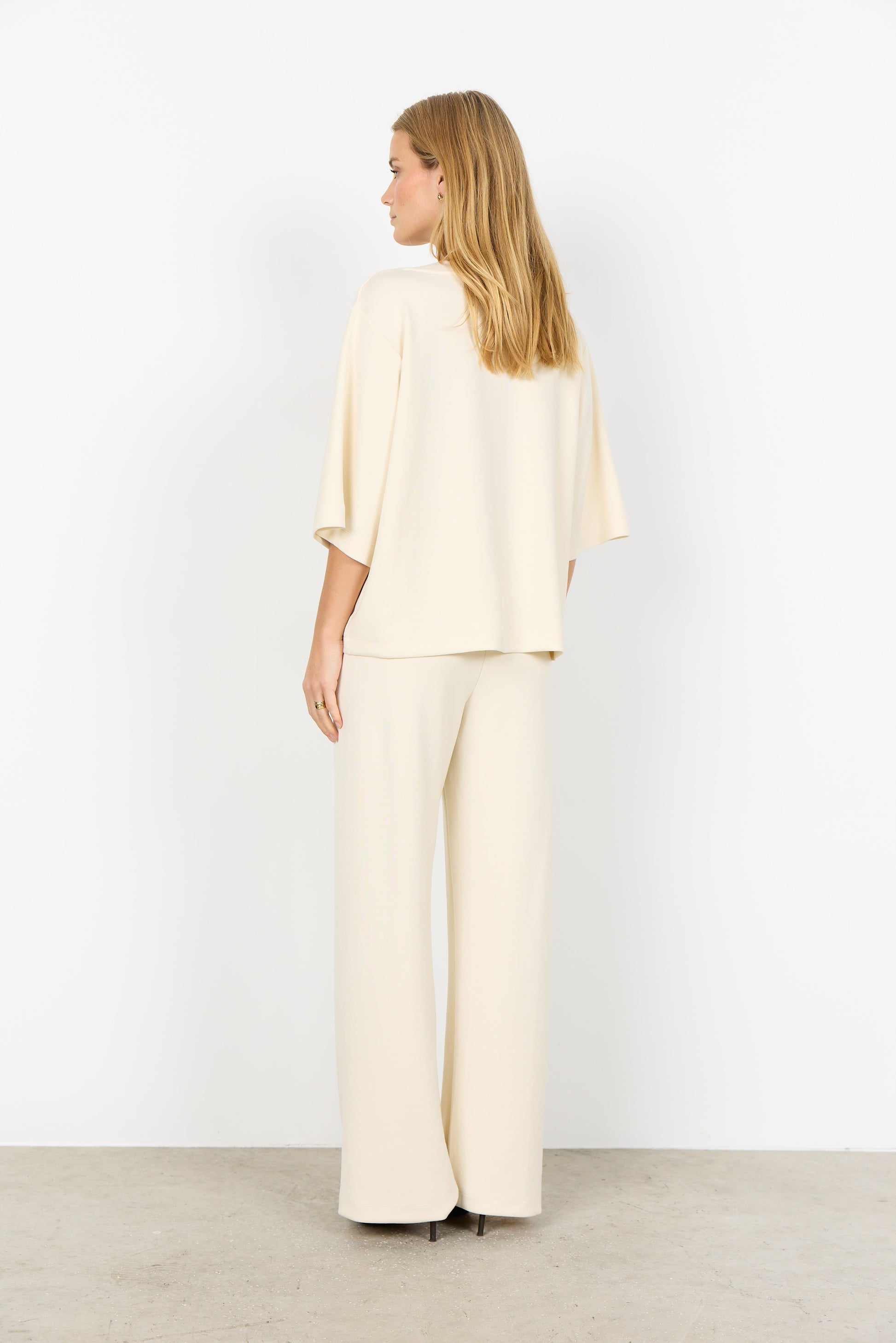 SOYACONCEPT BANU V-NECK TOP - CREAM - Vi-Leen's Fashions