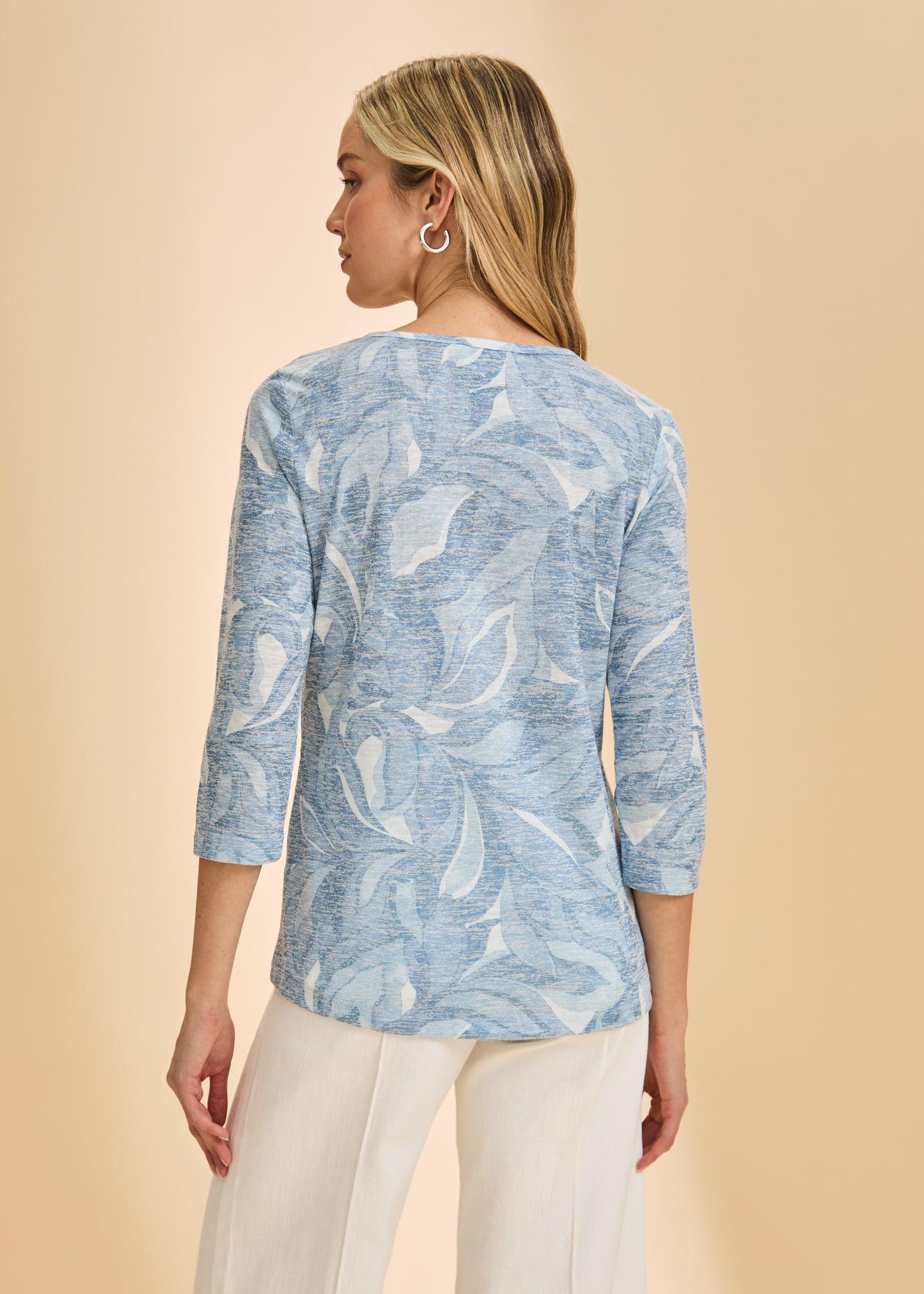 FDJ HENLEY PRINT V-NECK TOP - INDIGO BLOOM