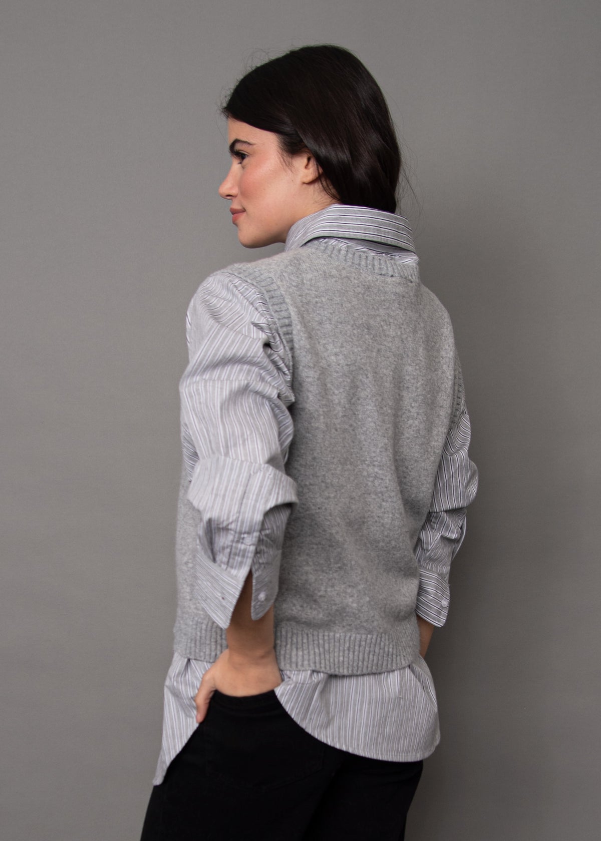 RD STYLE ORILLIA BUTTON FRONT VEST - FLINT GREY