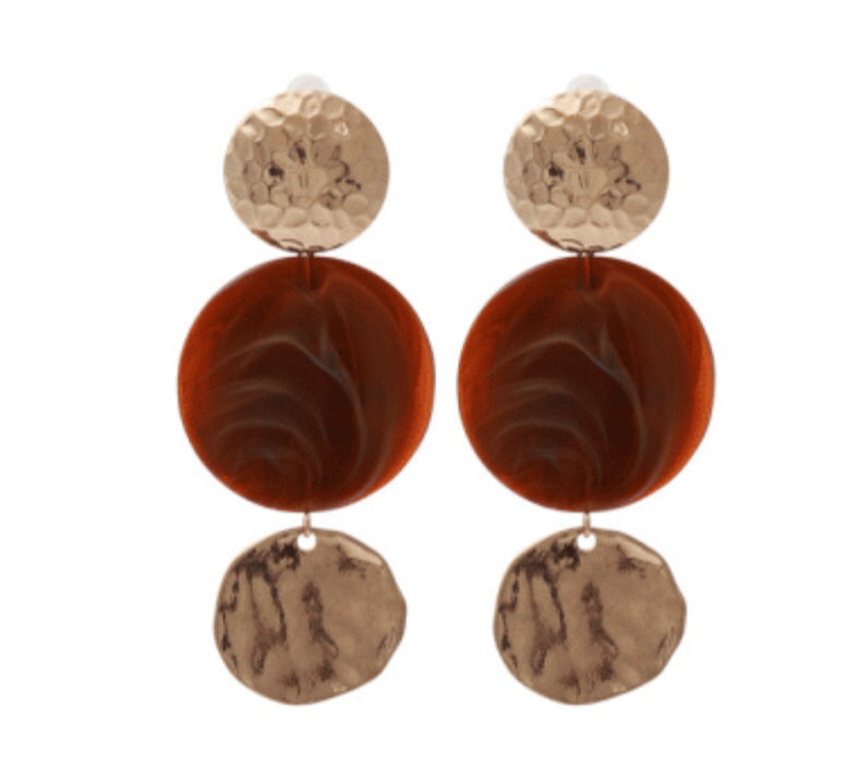 BROWN GOLD EARRING
