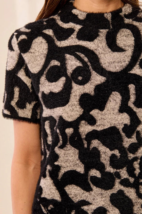TRIBAL SHORT SLEEVE JACQUARD SWEATER DRESS - BLACK