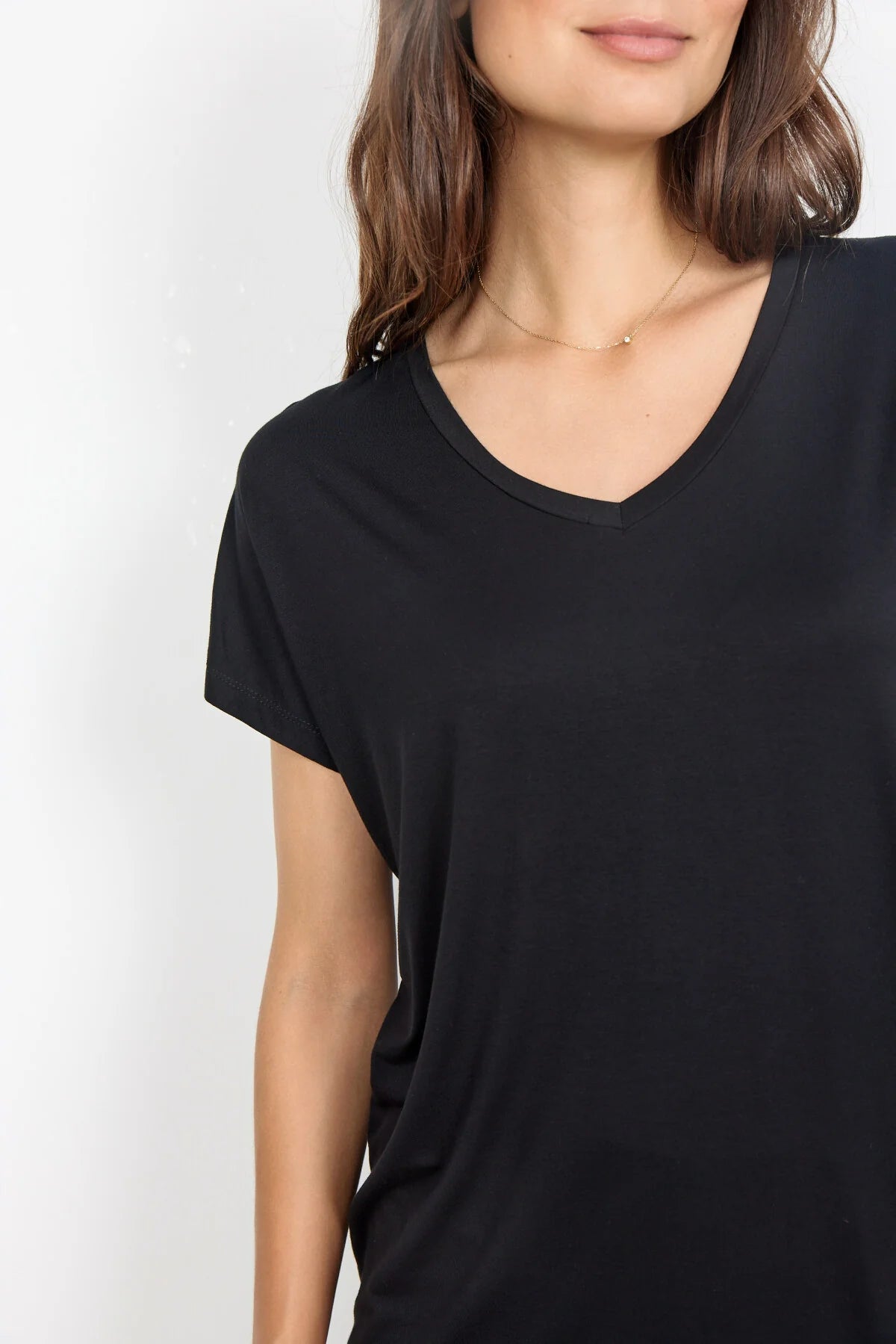 SOYACONCEPT MARICA V-NECK T-SHIRT - BLACK