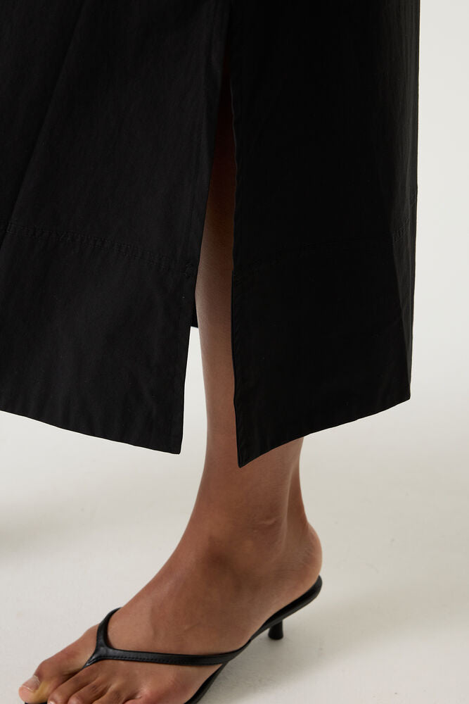 GARCIA COTTON SKIRT WITH POCKETS - BLACK - Vi-Leen's Fashions