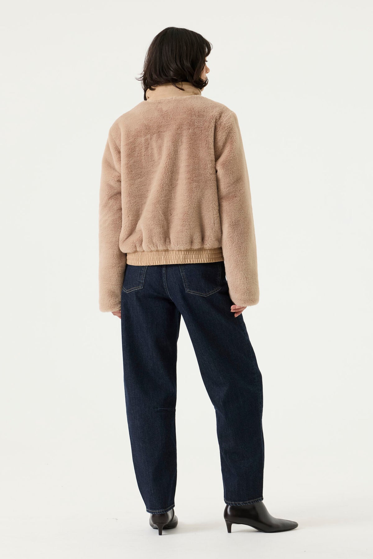 GARCIA FAUX FUR BOMBER JACKET - LIGHT CAMEL - Vi-Leen's Fashions