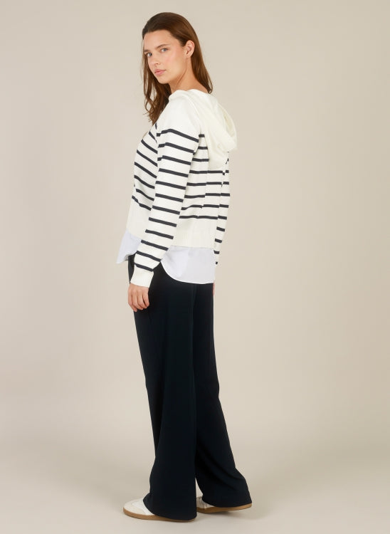 YEST ISEN FOOLER SWEATER - WHITE/NAVY - Vi-Leen's Fashions