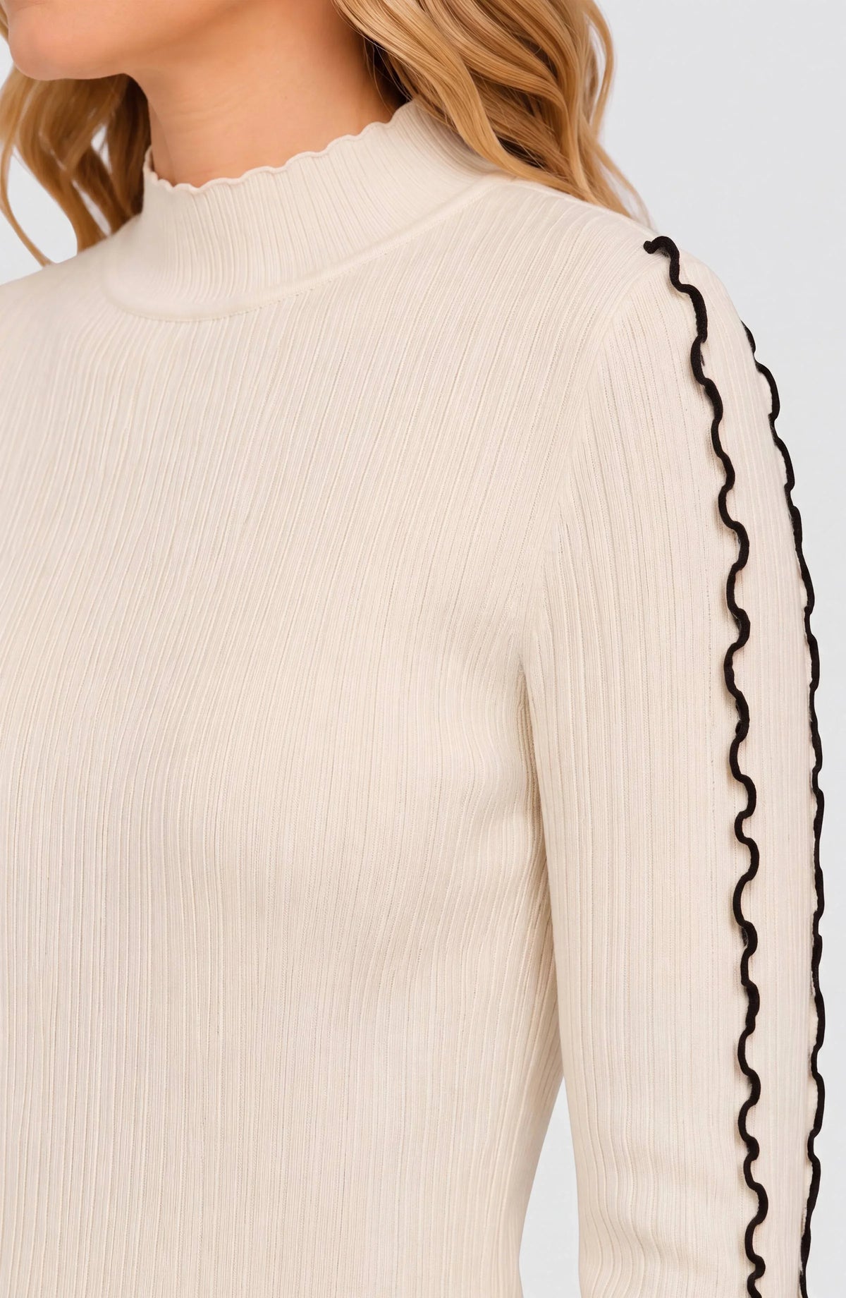 LIVERPOOL MOCK NECK SWEATER WITH SLEEVE DETAIL - CREAM/BLACK