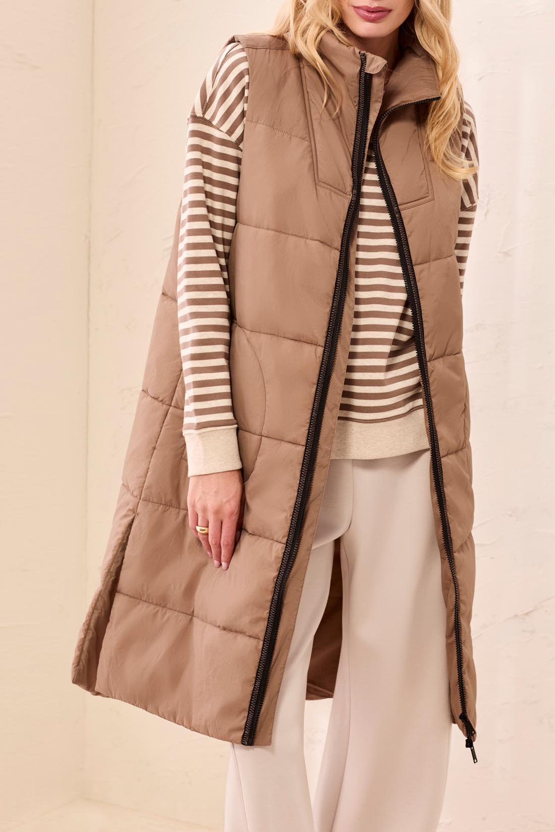 TRIBAL QUILTED LONG VEST - FOSSIL