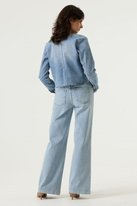 GARCIA CROPPED DENIM JACKET - LIGHT WASH - Vi-Leen's Fashions