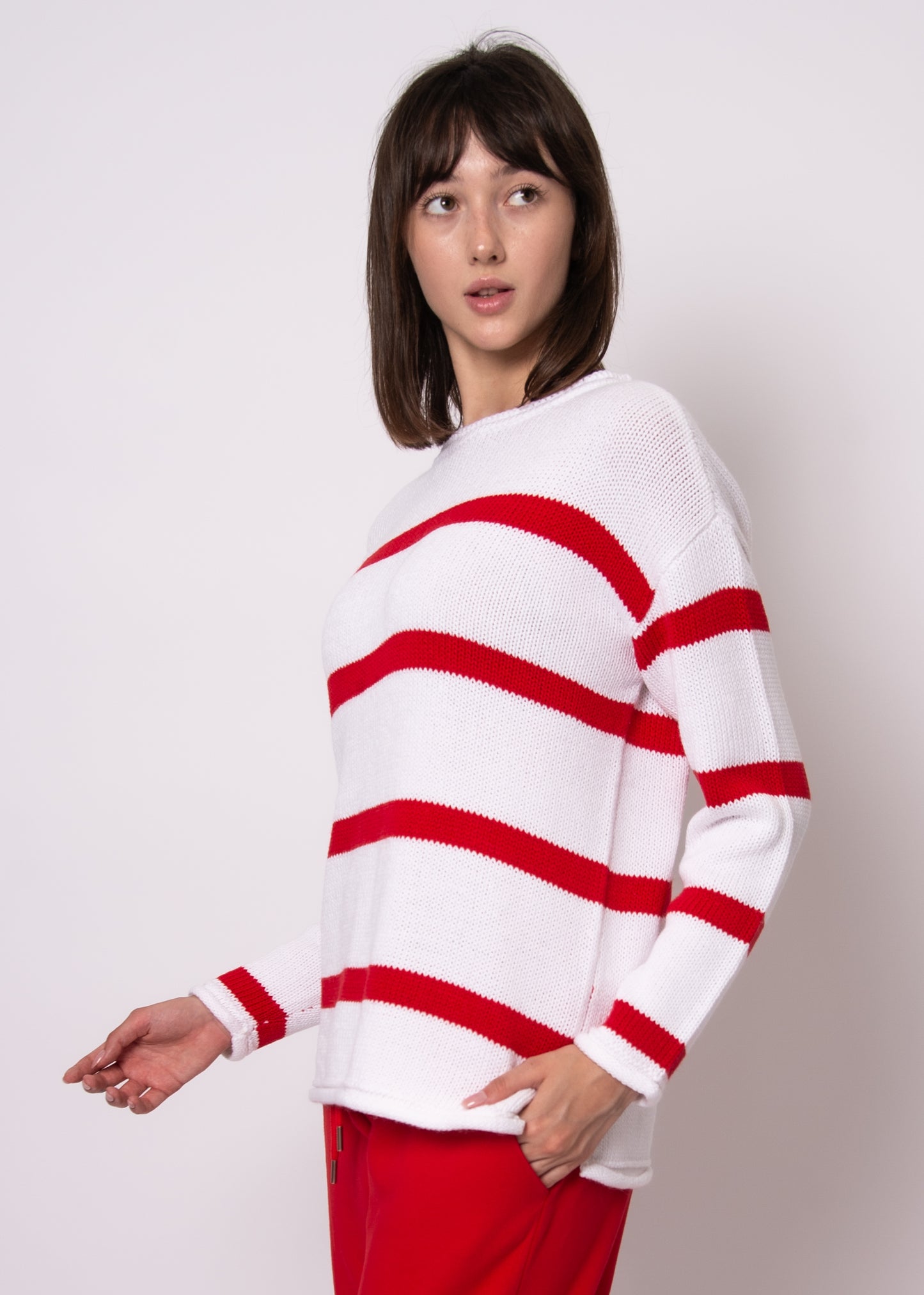 RD STYLE KIRI CREW NECK PULLOVER - WHITE/RED - Vi-Leen's Fashions