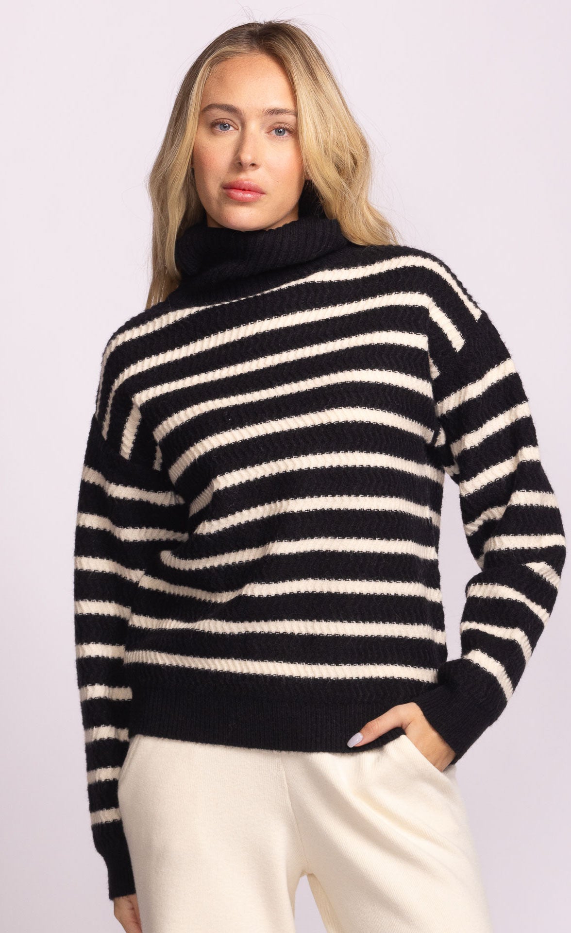 PINK MARTINI CORSICA SWEATER - BLACK