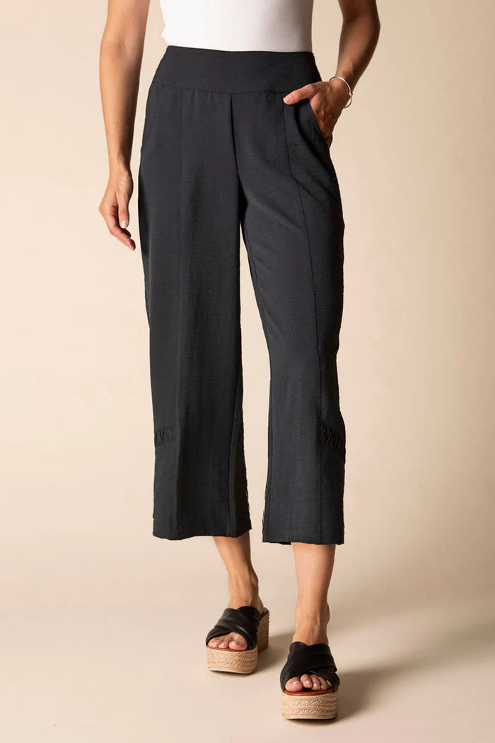 HABITAT SHIRRED CROPPED PANT - BLACK