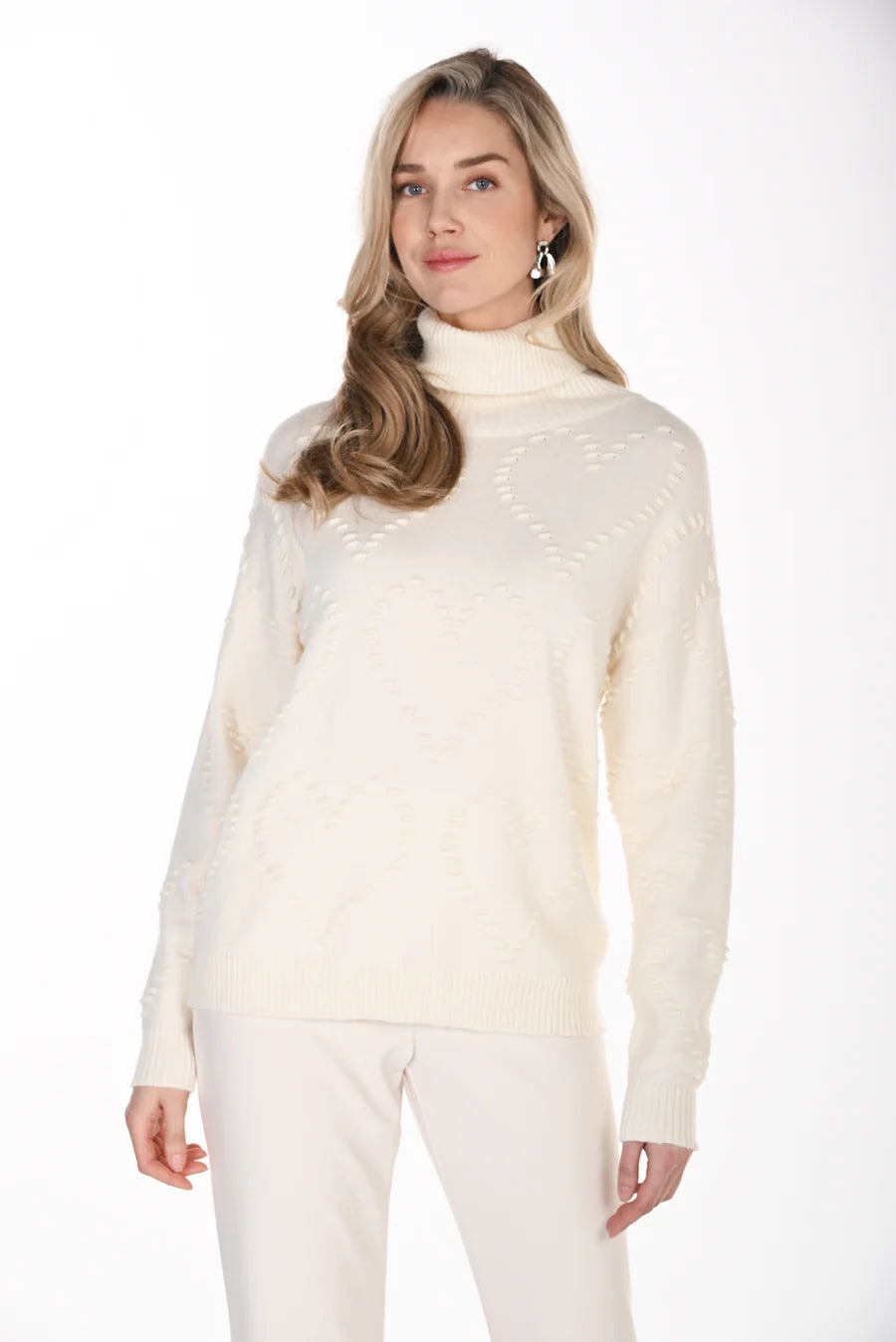 FRANK LYMAN TURTLENECK HEART SWEATER - OFF WHITE