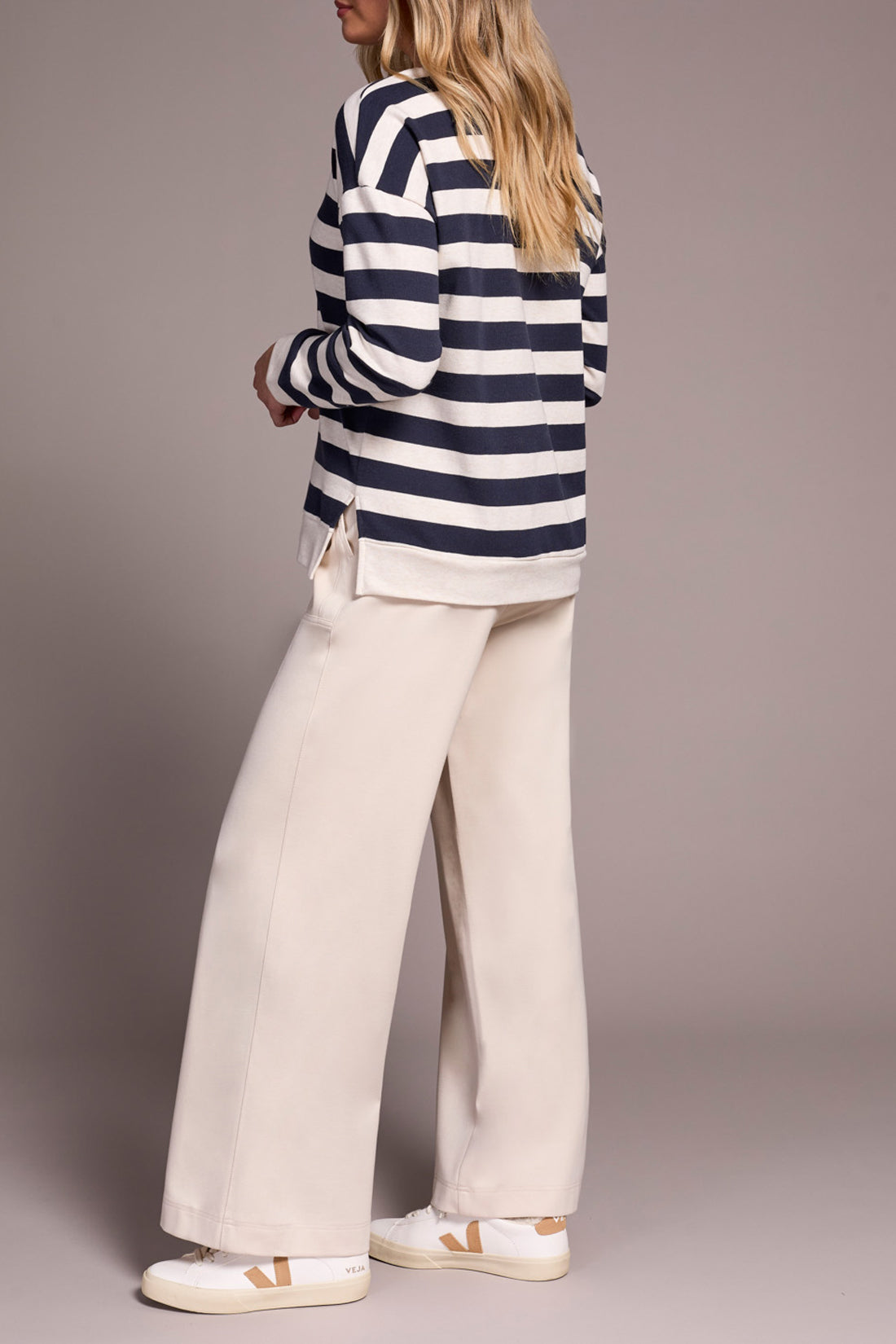TRIBAL STRIPE CREW NECK TOP - NAVY/ECRU