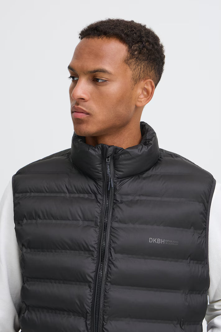 BLEND WATER REPELLENT VEST - BLACK