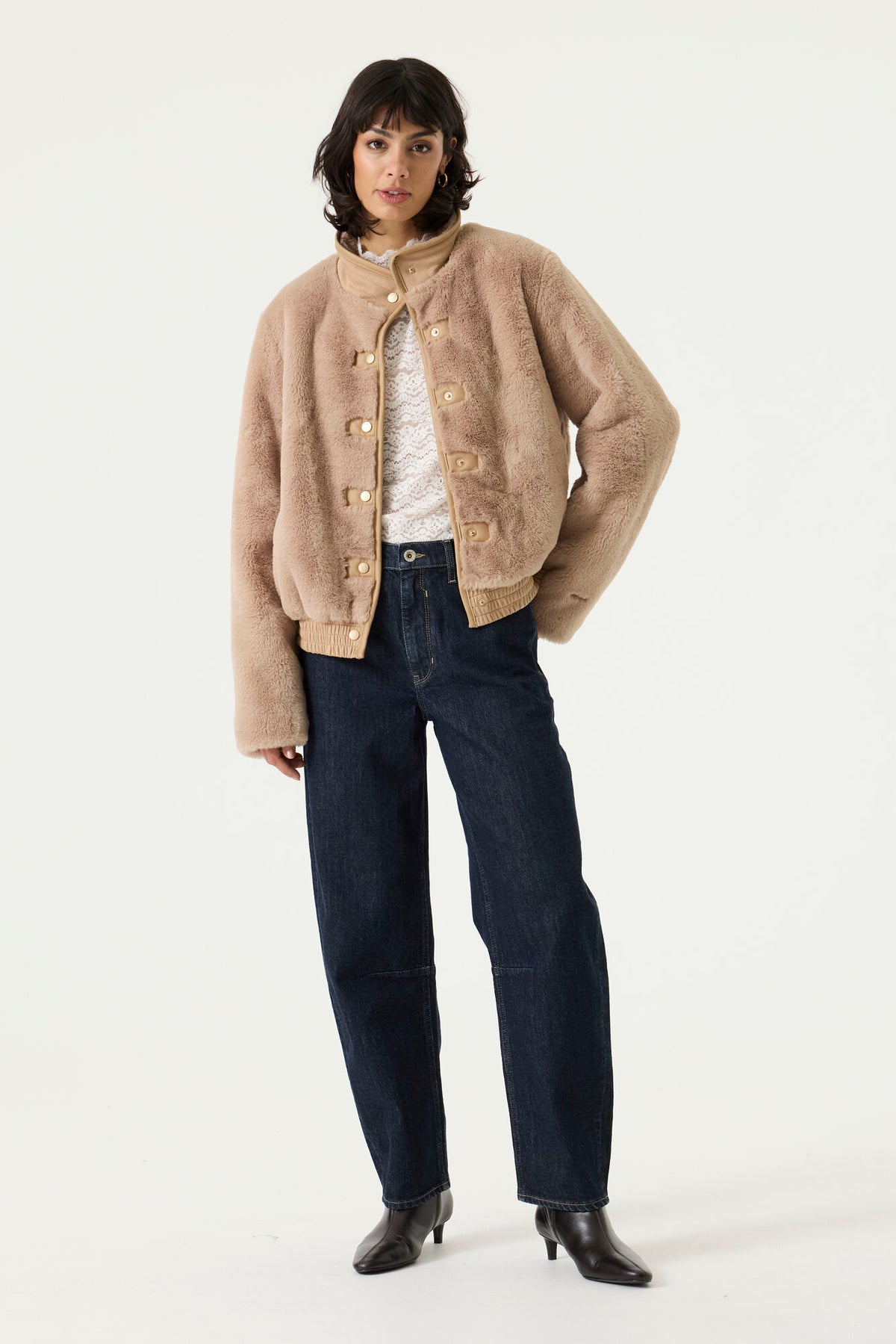 GARCIA FAUX FUR BOMBER JACKET - LIGHT CAMEL - Vi-Leen's Fashions