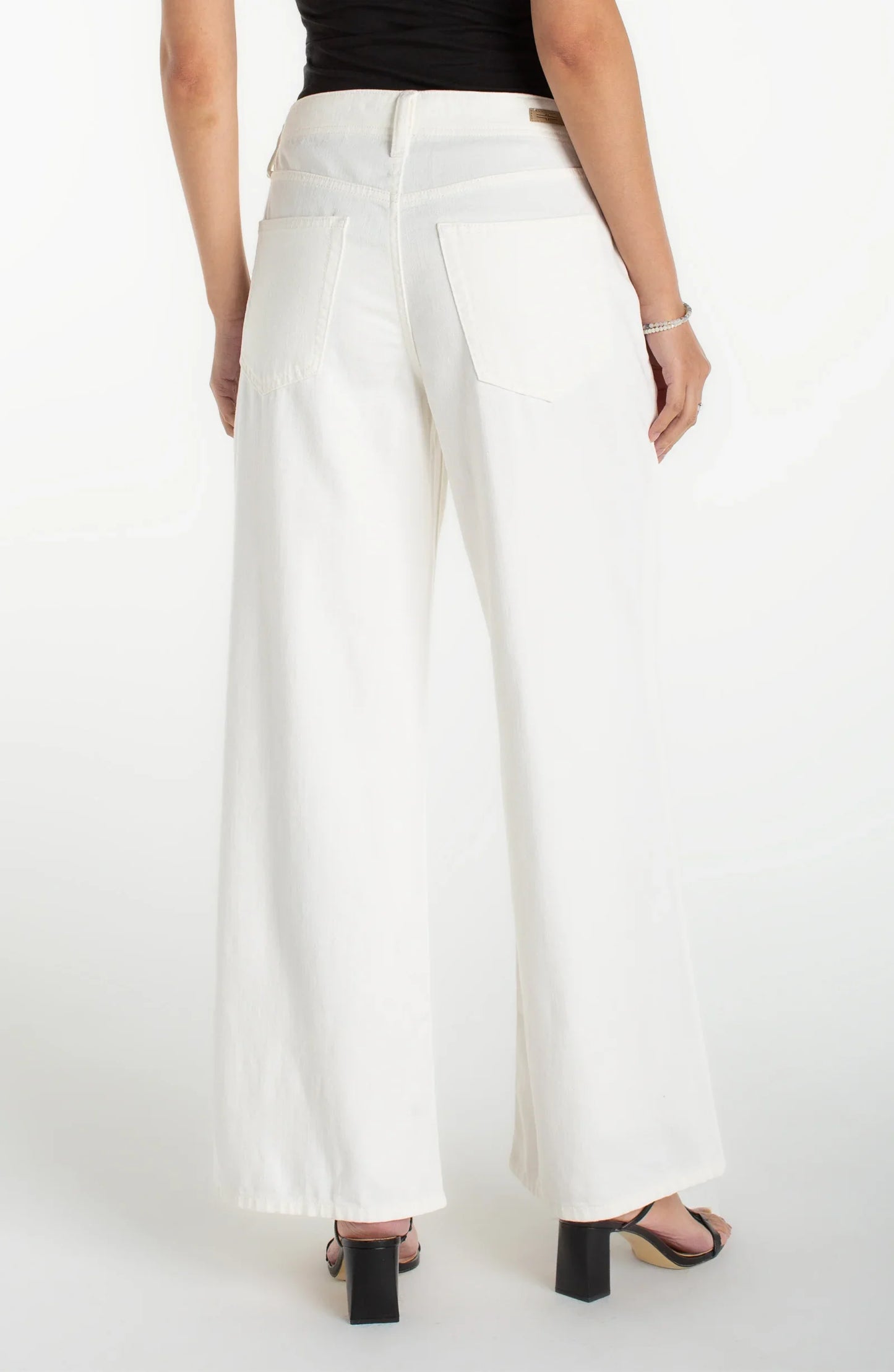 LIVERPOOL WEEKENDER WIDE LEG PANT - WHITE - Vi-Leen's Fashions