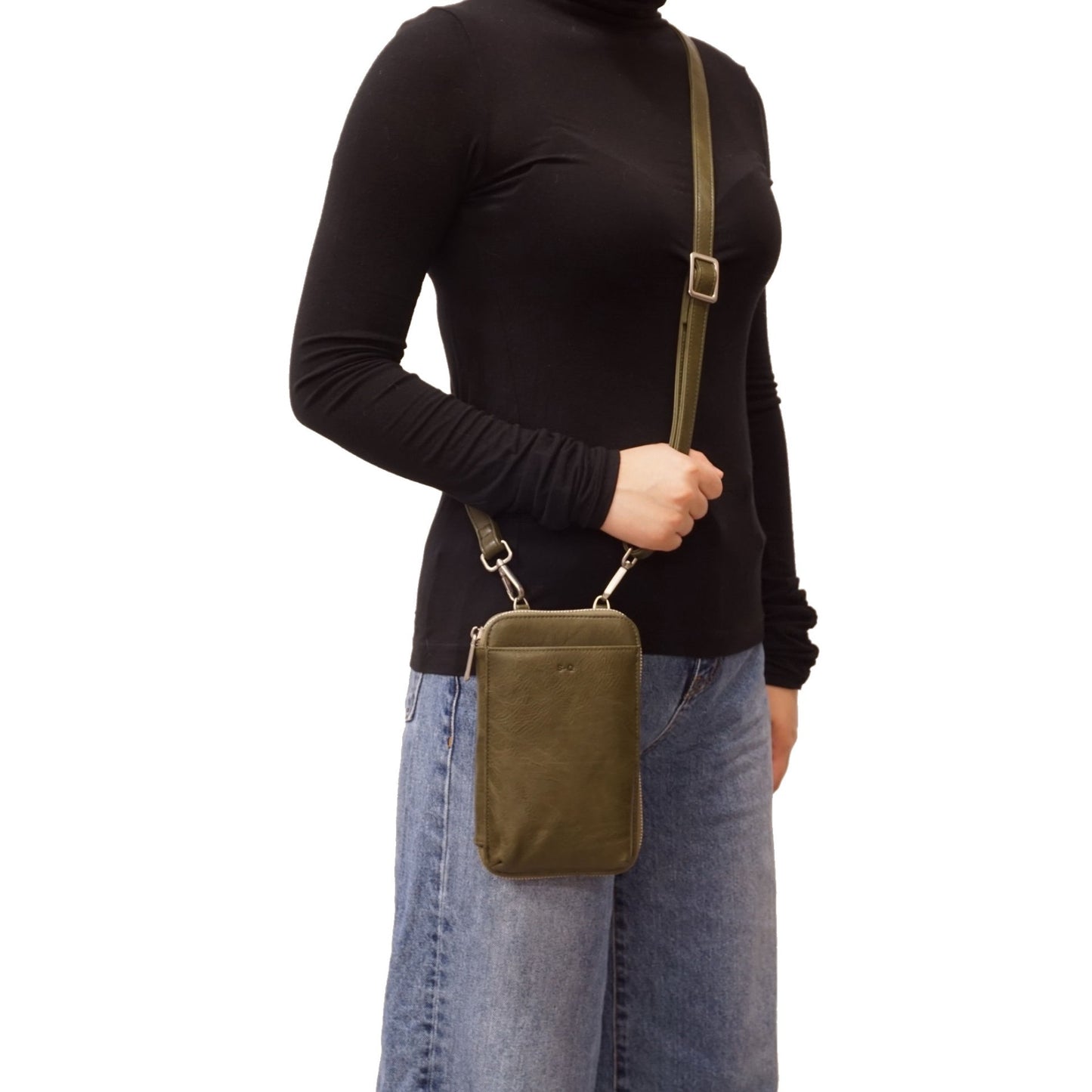 WINZLEY PASSPORT CROSSBODY - OLIVE